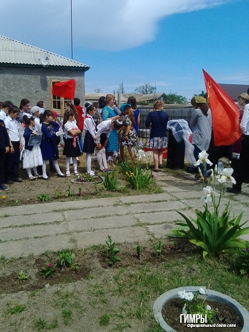 в селе Крайновка Кизлярского района состоялся торжественный митинг, посвященный 71-й годовщине Великой Победы советского народа над немецко-фашисткими захватчиками.70
